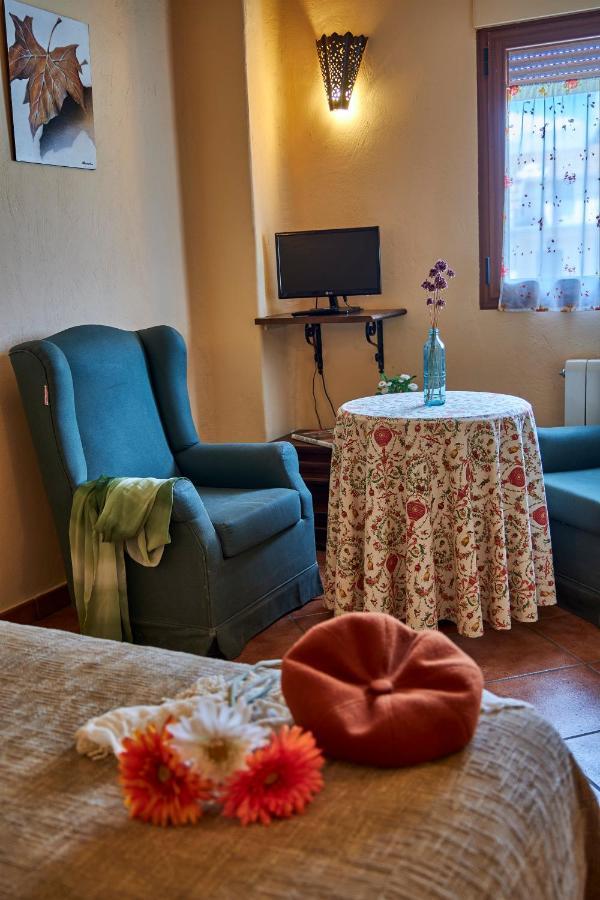 Casa Rural Fuente Del Arca Montejo Монтехо де ла Сиера Екстериор снимка