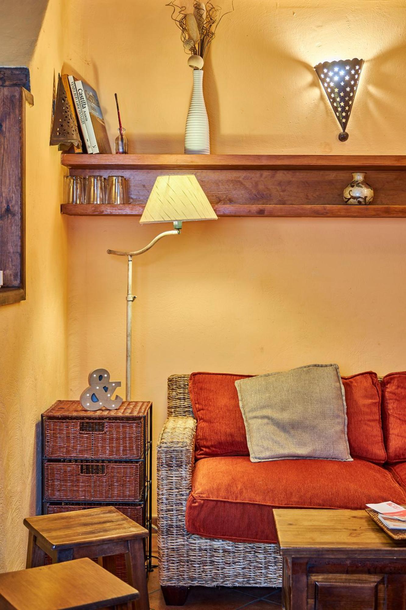 Casa Rural Fuente Del Arca Montejo Монтехо де ла Сиера Екстериор снимка
